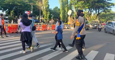 Dukung Patroli Mojang Lodaya Kapolda Jabar, Polwan Polres Bogor Sapa Warga Saat Uji Coba Car Free Day di Jalan Tegar Beriman